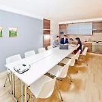 Vista Hotel 4*