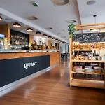 Vista Hotel 4*