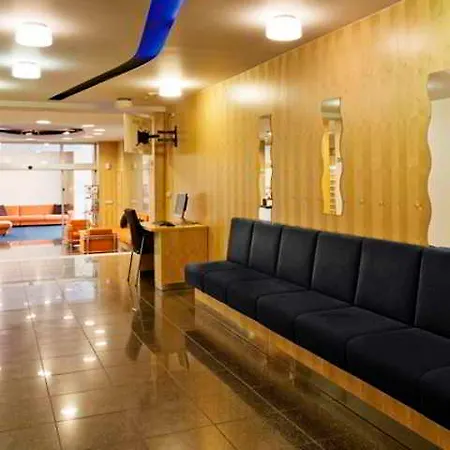 Vista Hotel 4*