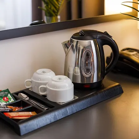 Vista Hotel 4*