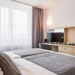 Vista 4*