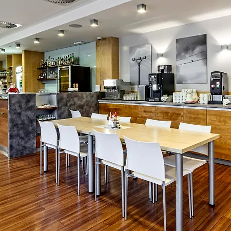 Vista 4* Μπρνο
